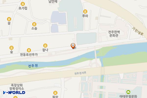 한옥마을 자전거대여소 하천 공중화장실 위치 지도 — 전북특별자치도 전주시 완산구 전주천동로 31 (교동)